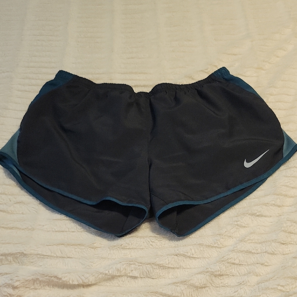 Nike Black Athletic Shorts Lightweight Performance